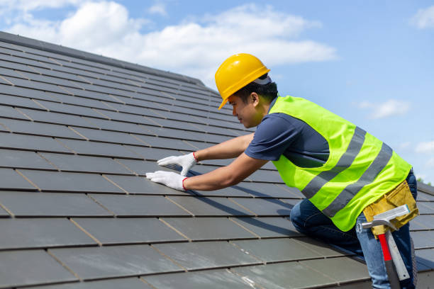 Best Residential Roofing Contractor  in Farmington, IL